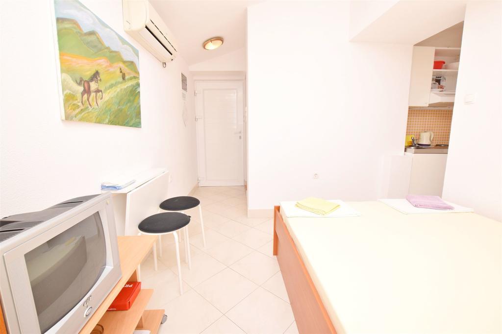Apartments Dubravka ピサック エクステリア 写真